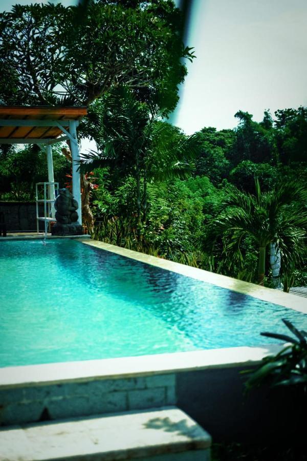 Hotel Eco Moringa Garden Banyuwedang Esterno foto